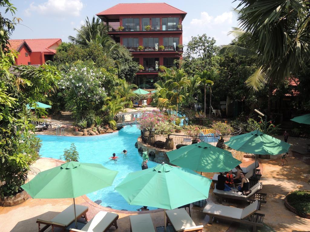 Elephant Blanc Phnom Pen Exterior foto