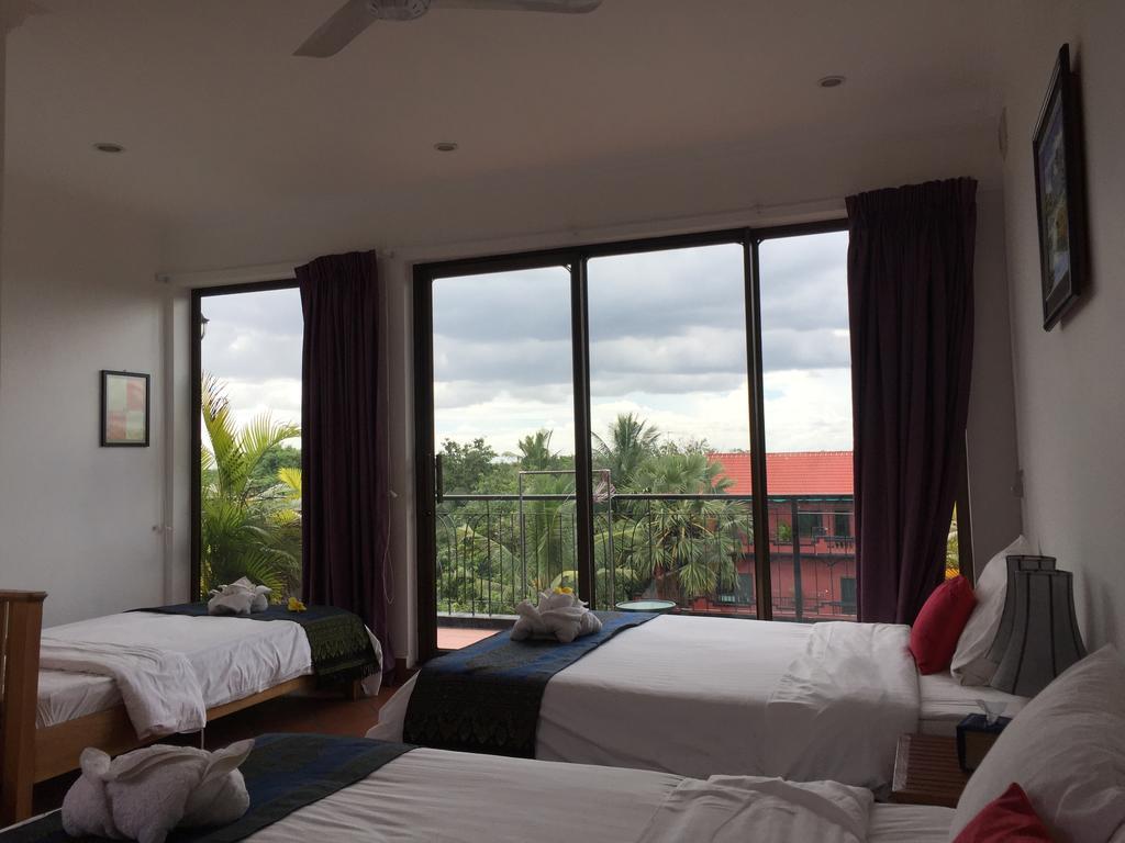 Elephant Blanc Phnom Pen Exterior foto